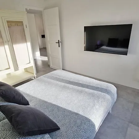 Maxbnb - T2 Balcon 50m2 - Climatise - Ouest - تولون