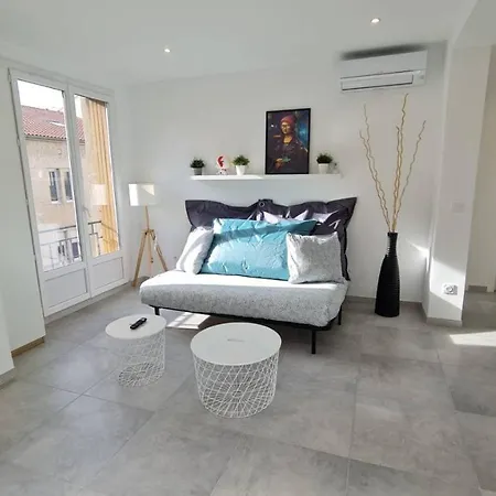 Apartment Maxbnb - T2 Balcon 50m2 - Climatise - Ouest -